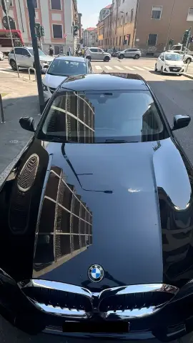 Bmw serie 3 g20 foto 2