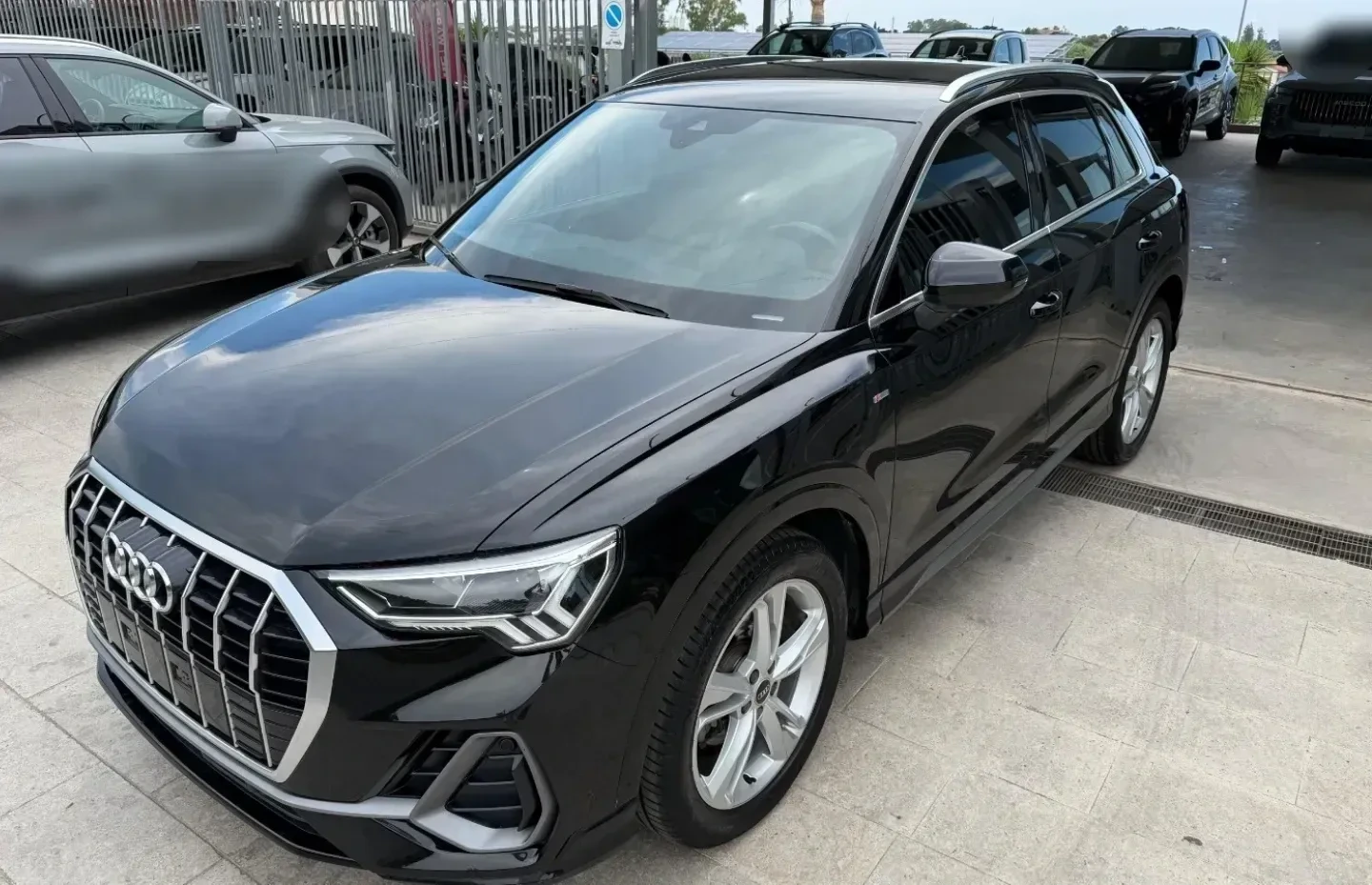 Audi Q3 35 TDI foto 2