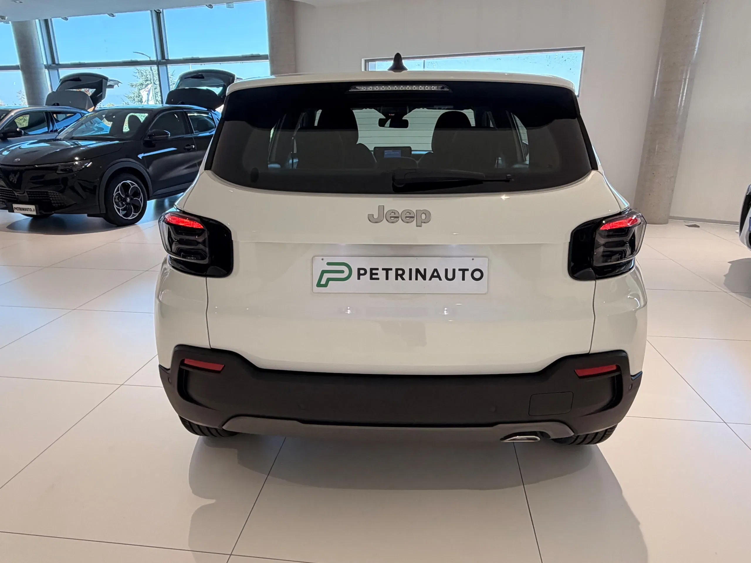 Jeep Avenger 1.2 turbo Longitude fwd 100cv Km.Zero Nazionale foto 7
