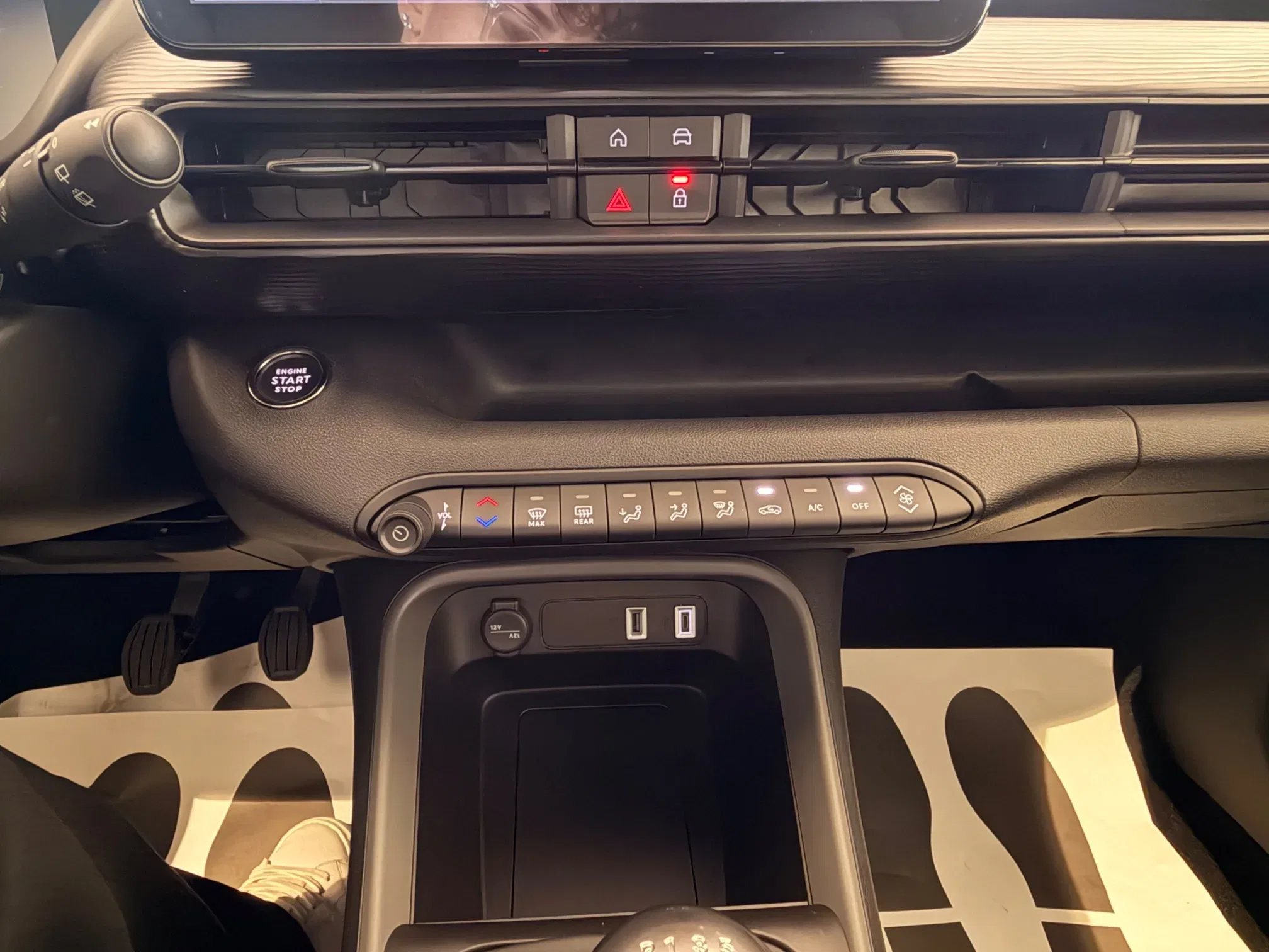 Jeep Avenger 1.2 turbo Longitude fwd 100cv Km.Zero Nazionale foto 19