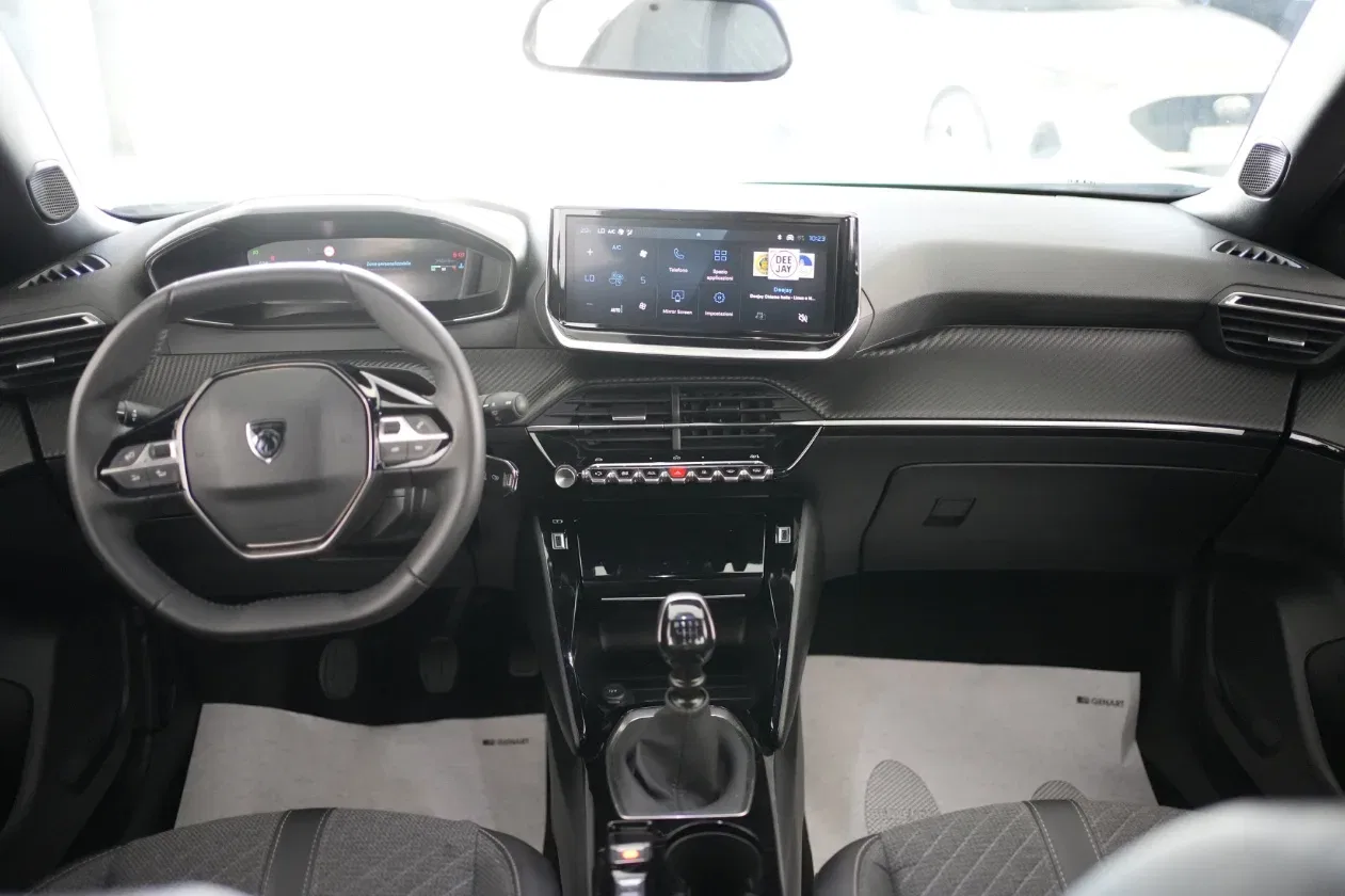Peugeot 2008 PureTech 100 S&S Allure foto 11