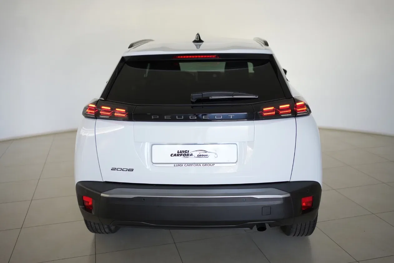 Peugeot 2008 PureTech 100 S&S Allure foto 17