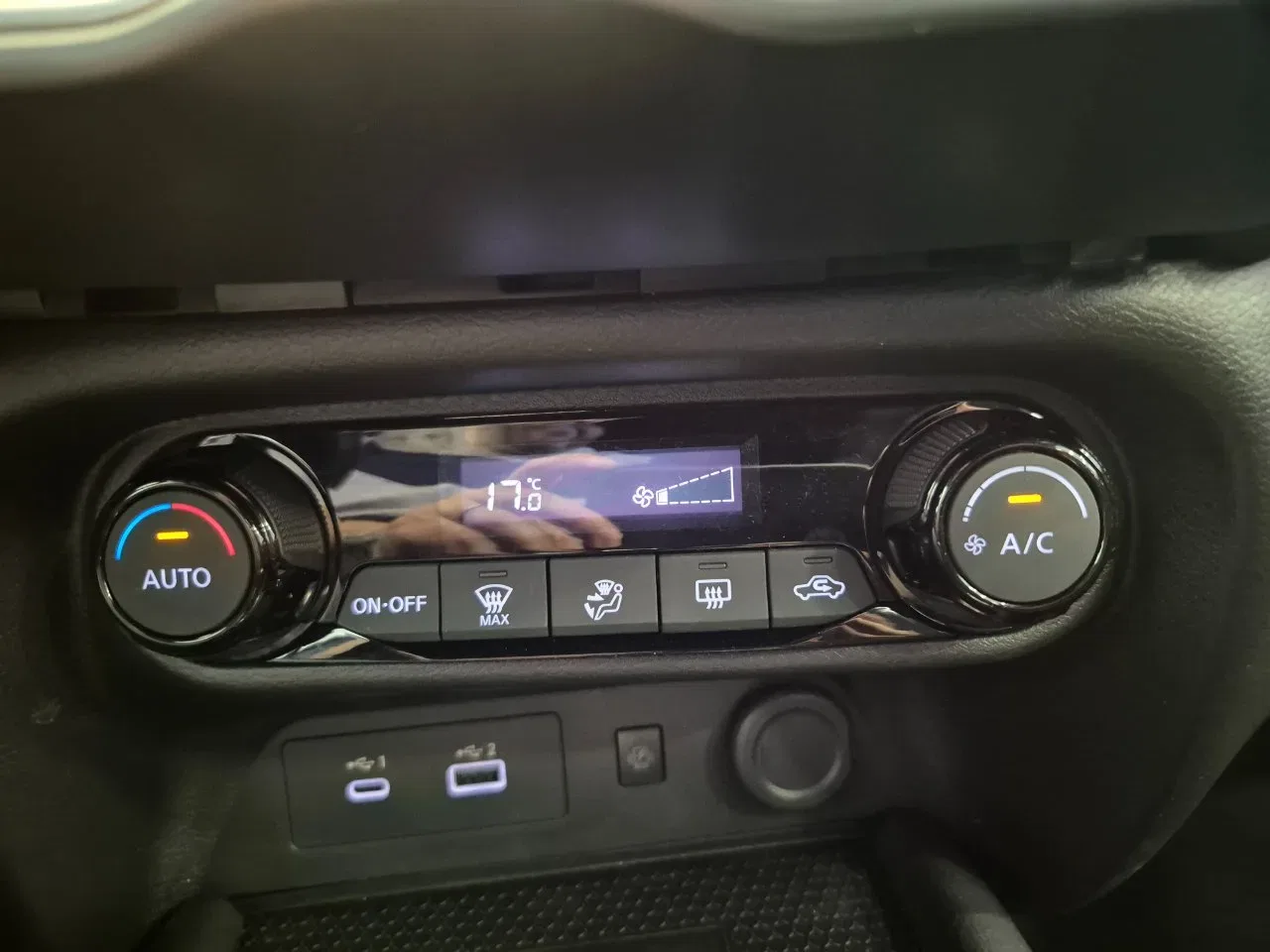 Nissan Juke 1.0 dig-t N-Connecta 114cv dct IN PROMO foto 24