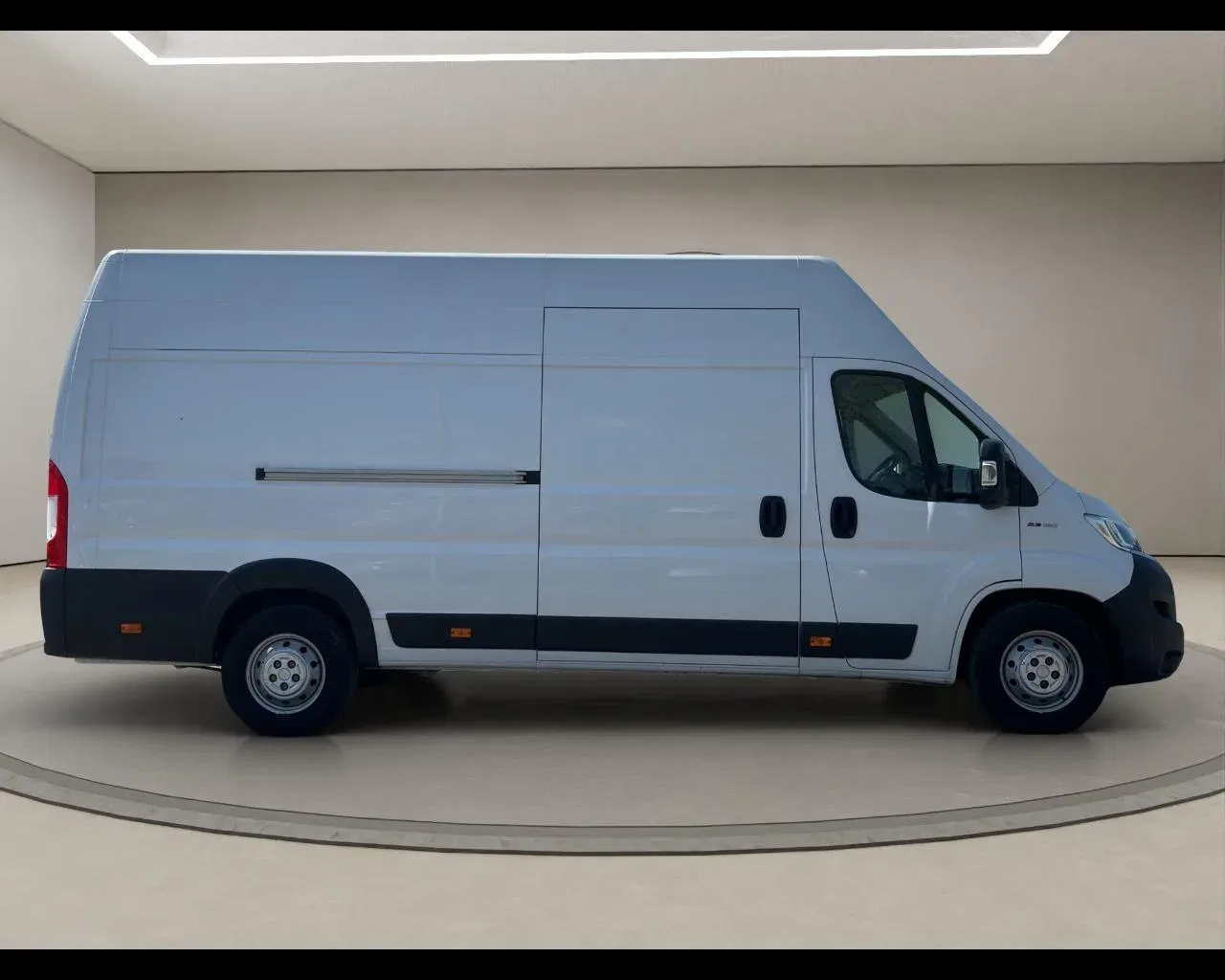 Fiat Ducato 35 2.3 MJT 130CV PLM-SL-TA Furgone Maxi foto 4