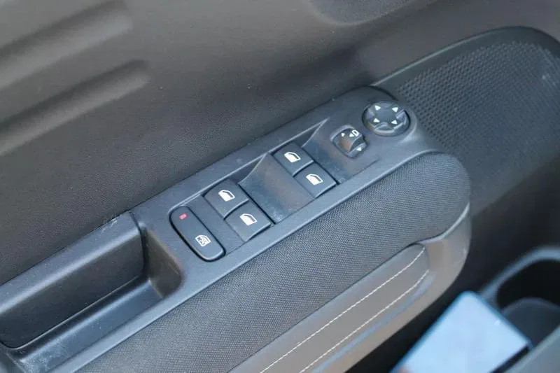 Citroen C3 Aircross BlueHDi 110 S&S Shine Pack foto 26