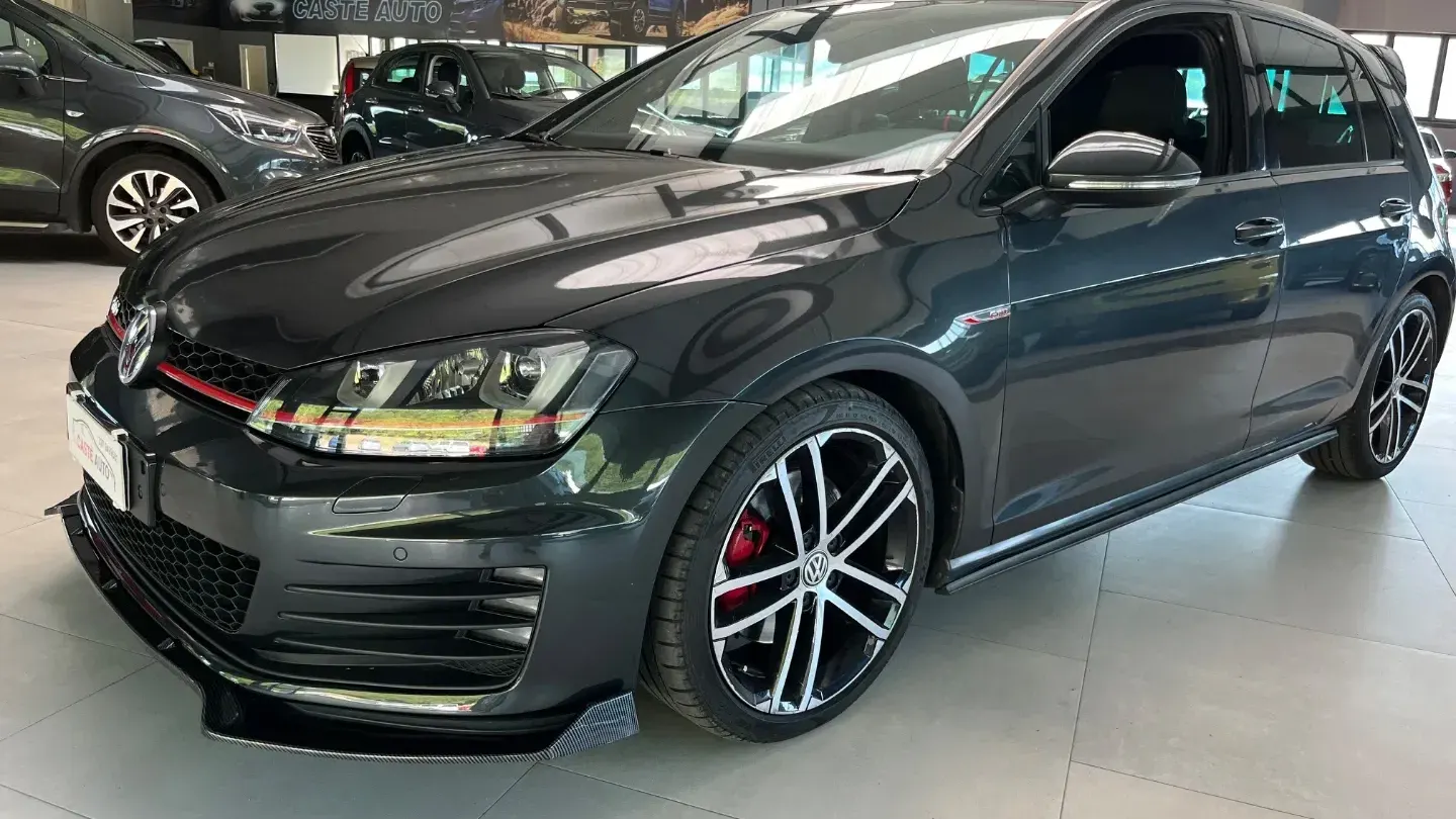 Volkswagen Golf GTD 2.0 TDI DSG 5p. BMT