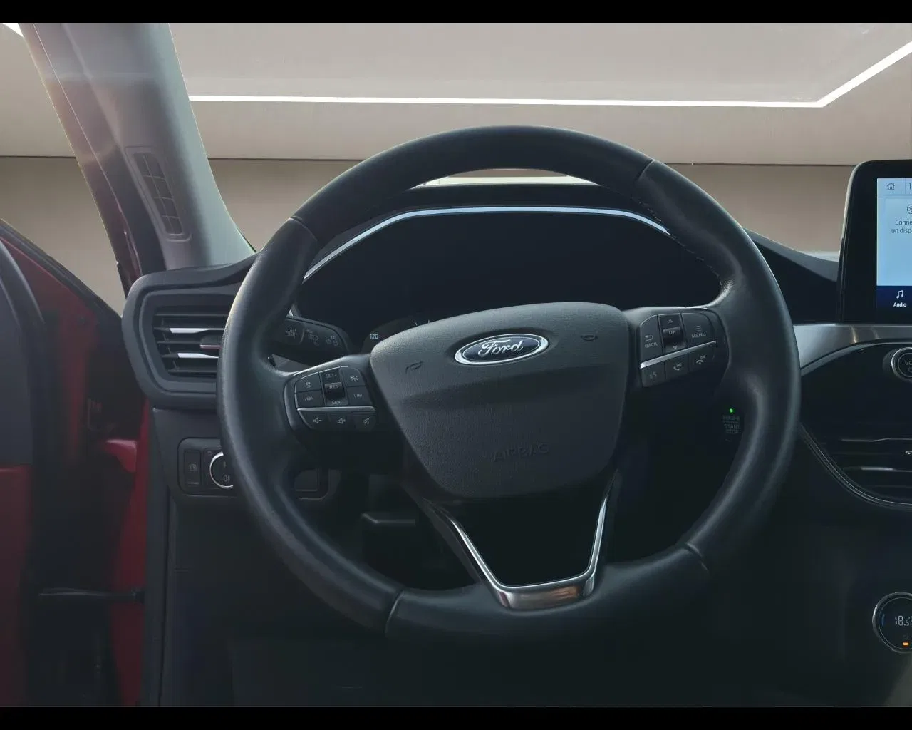Ford Kuga 2.5 Plug In Hybrid 225 CV CVT 2WD Titanium Business foto 11
