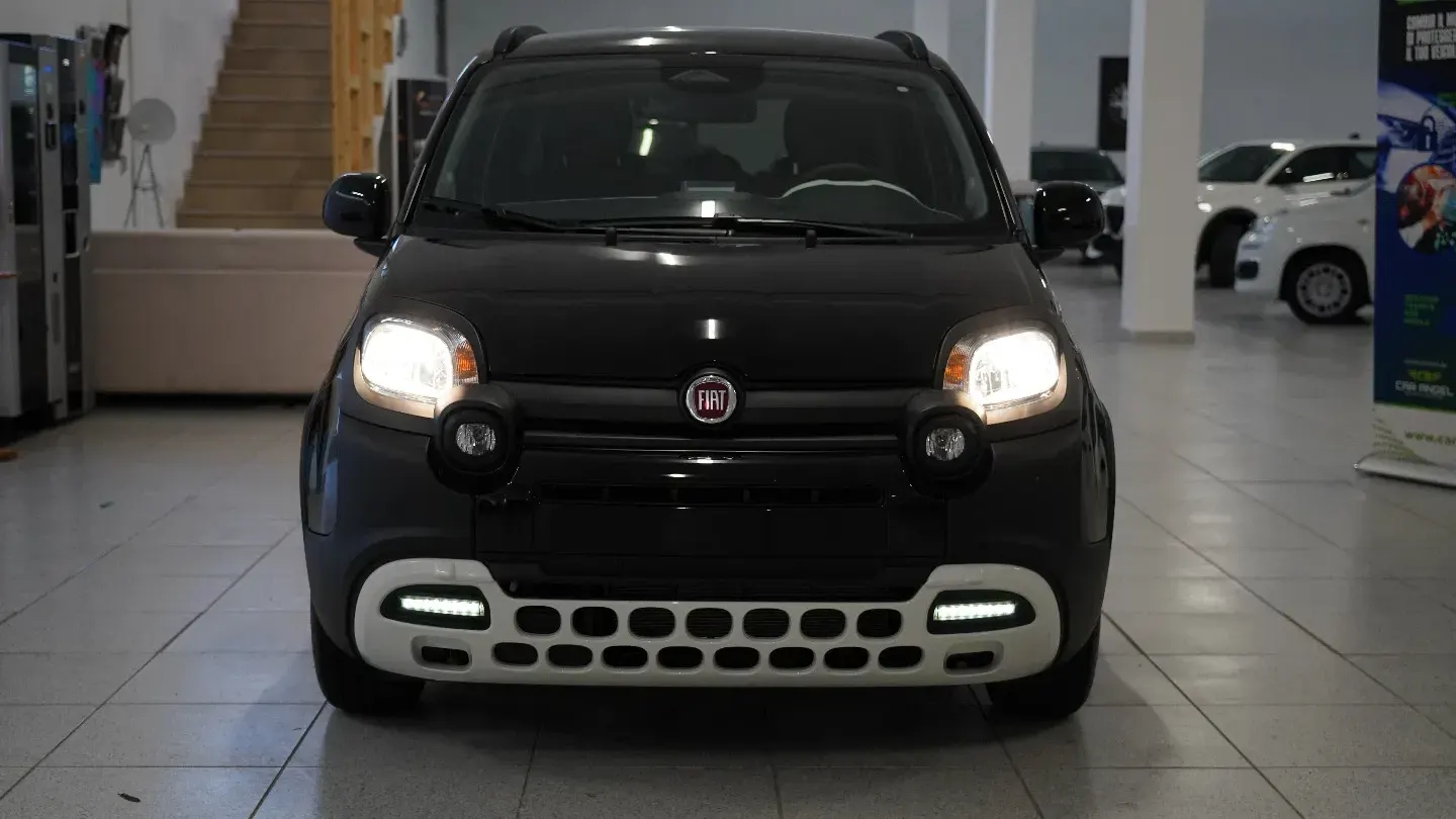 Fiat Panda 1.0 FireFly S&S Hybrid Pandina FIAT PANDINA CROSS