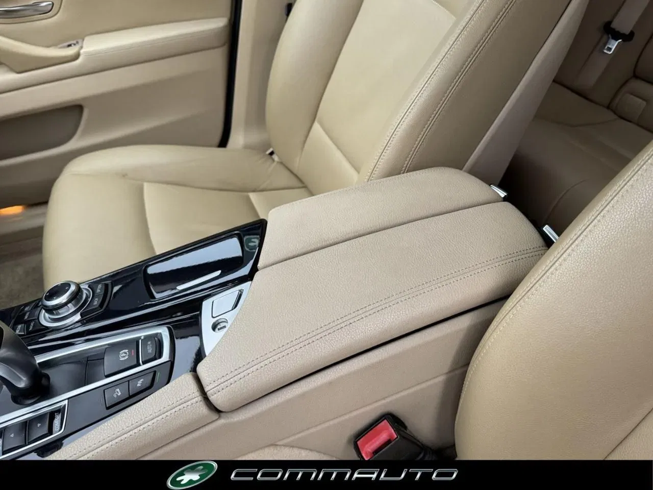 BMW 520 d xDrive Business PELLE+PORTELLONE ELETTRICO foto 26