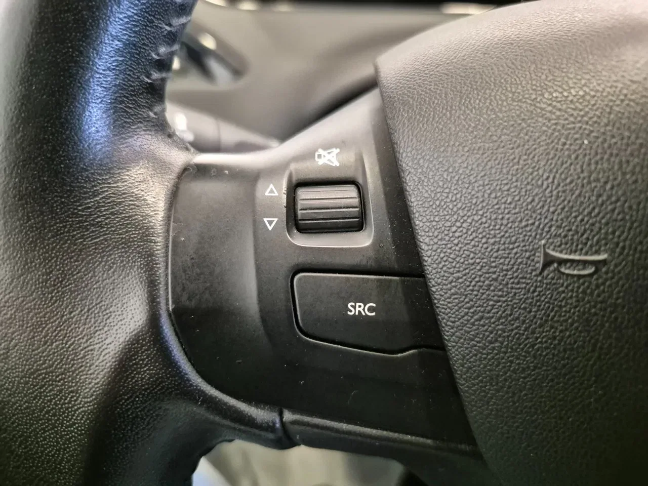 Peugeot 208 1.2 puretech Active gpl 5P - NEOPATENTATI - Sens. Park. - Bluetooth foto 17