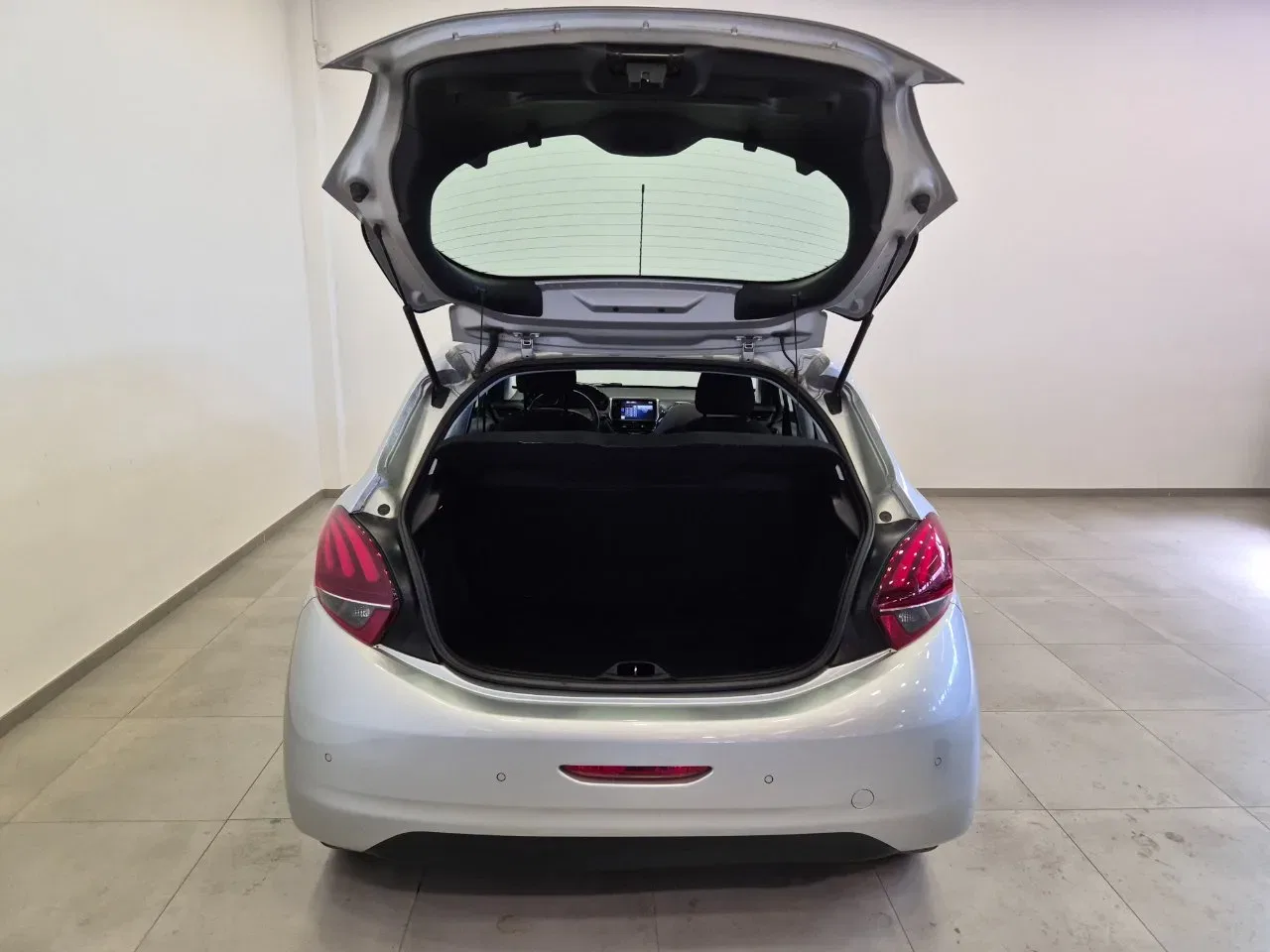 Peugeot 208 1.2 puretech Active gpl 5P - NEOPATENTATI - Sens. Park. - Bluetooth foto 26