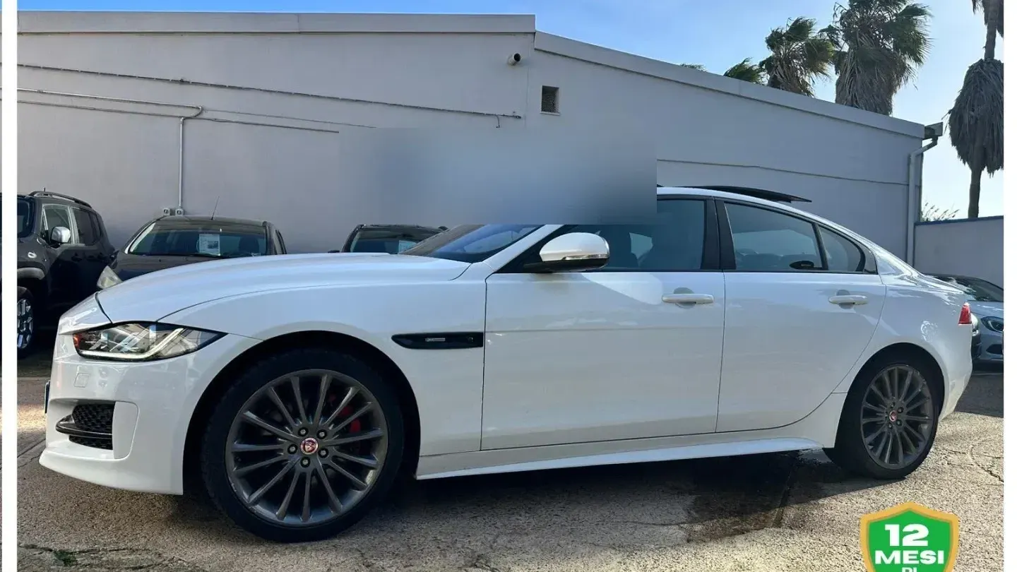 Jaguar XE 2.0 D Turbo 180 CV AWD aut. R-Sport