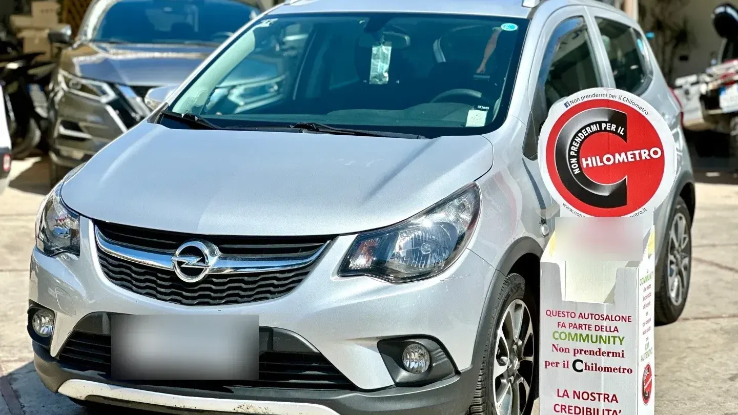 Opel Karl Rocks 1.0 73 CV GPL PER NEOPATENTATI