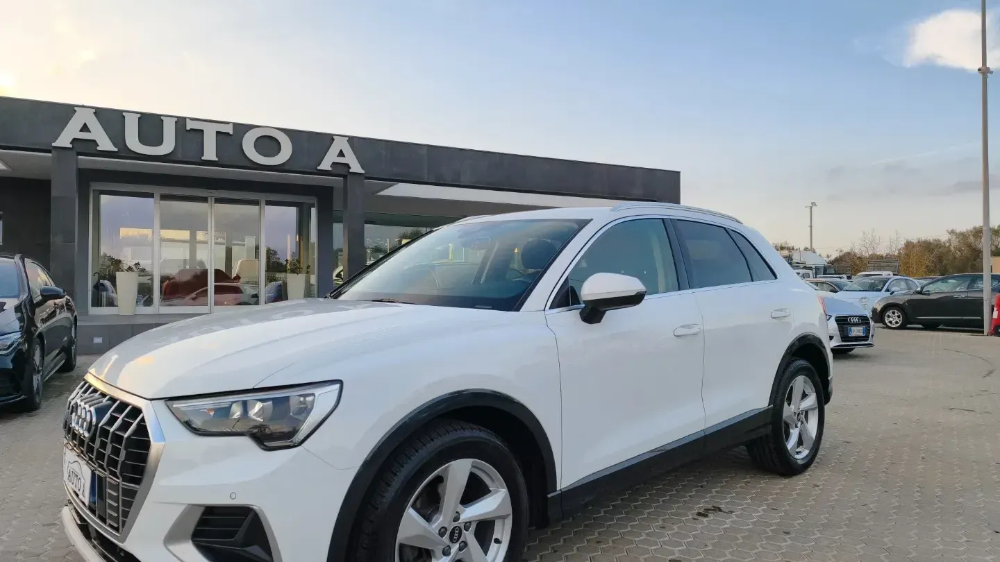 Audi Q3 35 TDI S-TRONIC BUSINESS ADVANCED