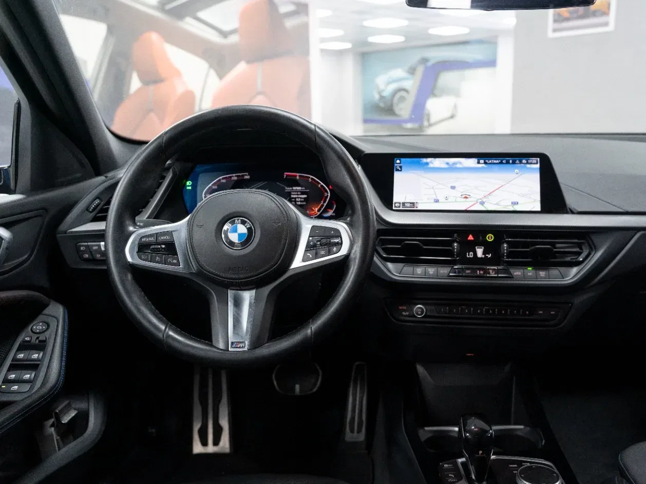 BMW 118 i Msport 136CV Auto foto 11