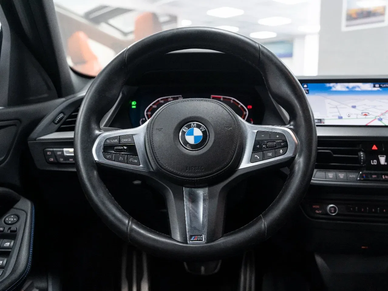 BMW 118 i Msport 136CV Auto foto 12