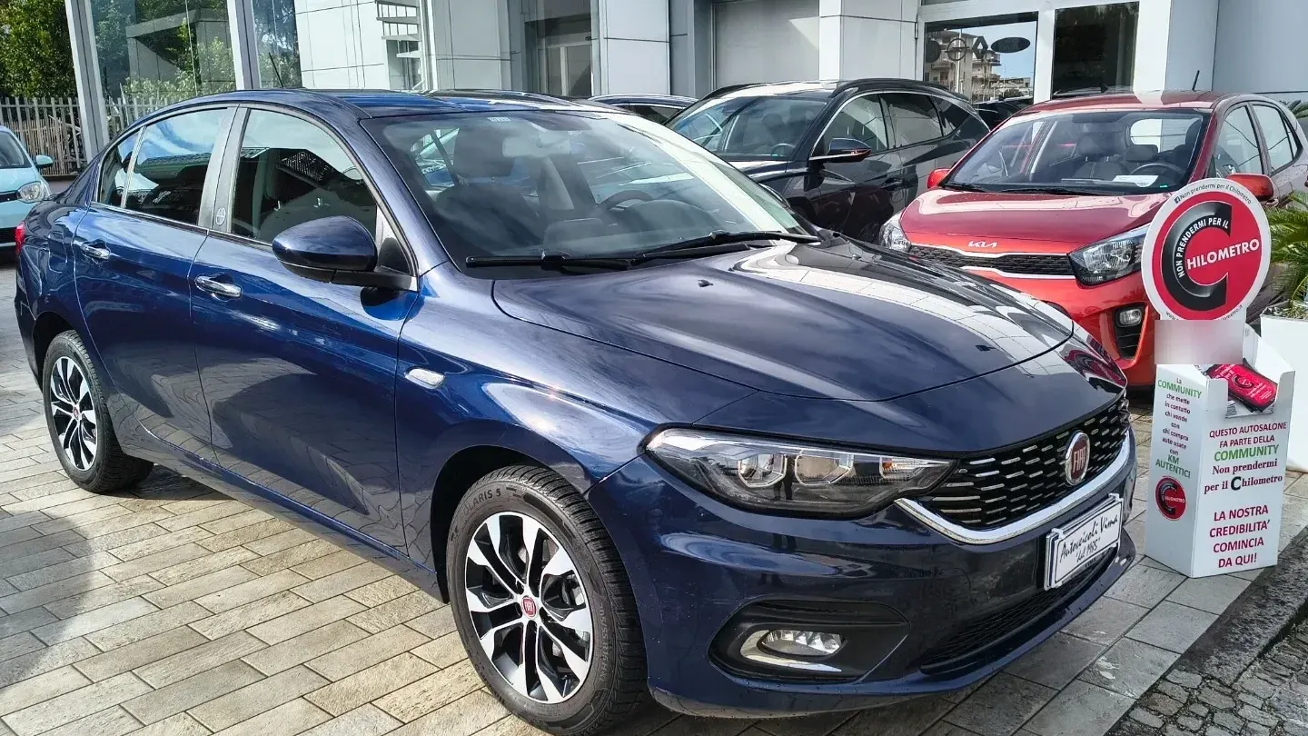 Fiat Tipo 1.6 Mjt 4p. Mirror