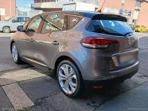 Renault Scénic dCi 8V 110 CV EDC Energy Zen foto 4