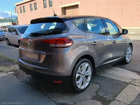 Renault Scénic dCi 8V 110 CV EDC Energy Zen foto 6