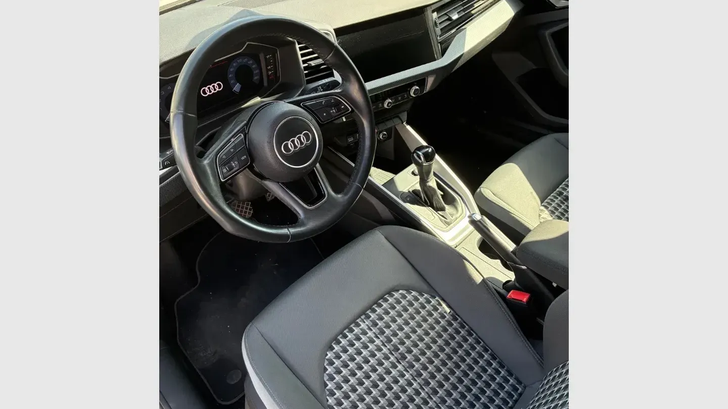 Audi A1 citycarver 30 TFSI S tronic
