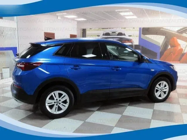 OPEL Grandland X 1.5 D 130cv Elegance AUT EU6 foto 2