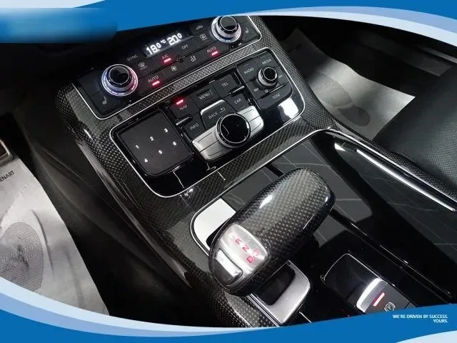 AUDI S8 4.0 TFSI 520cv Quattro sTronic EU6B foto 8