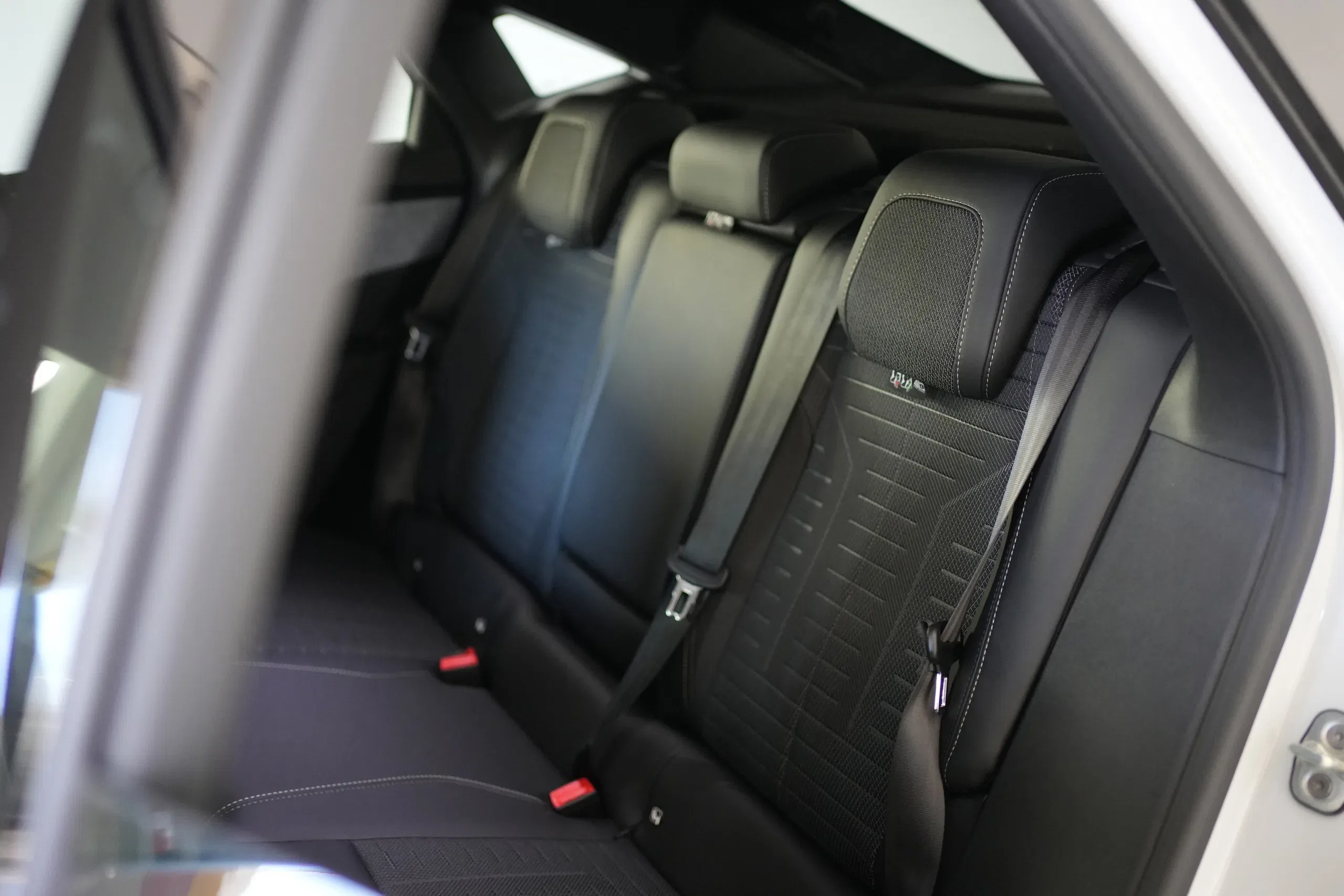 Peugeot 3008 Hybrid 136 e-DCS6 GT foto 8