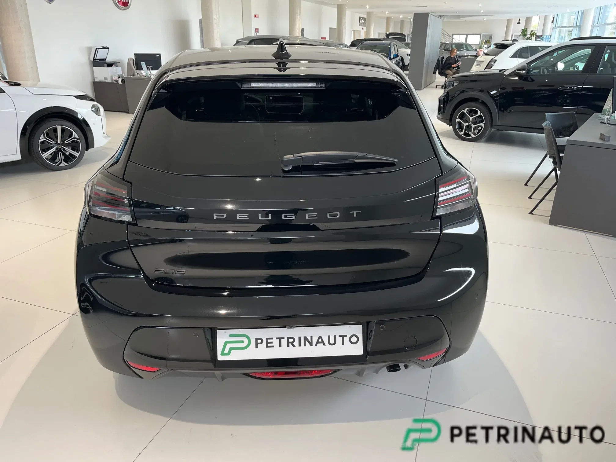 Peugeot 208 1.2 Allure s&s 100cv KM0 VISION & NAVI PACK + ACCESS PACK foto 7