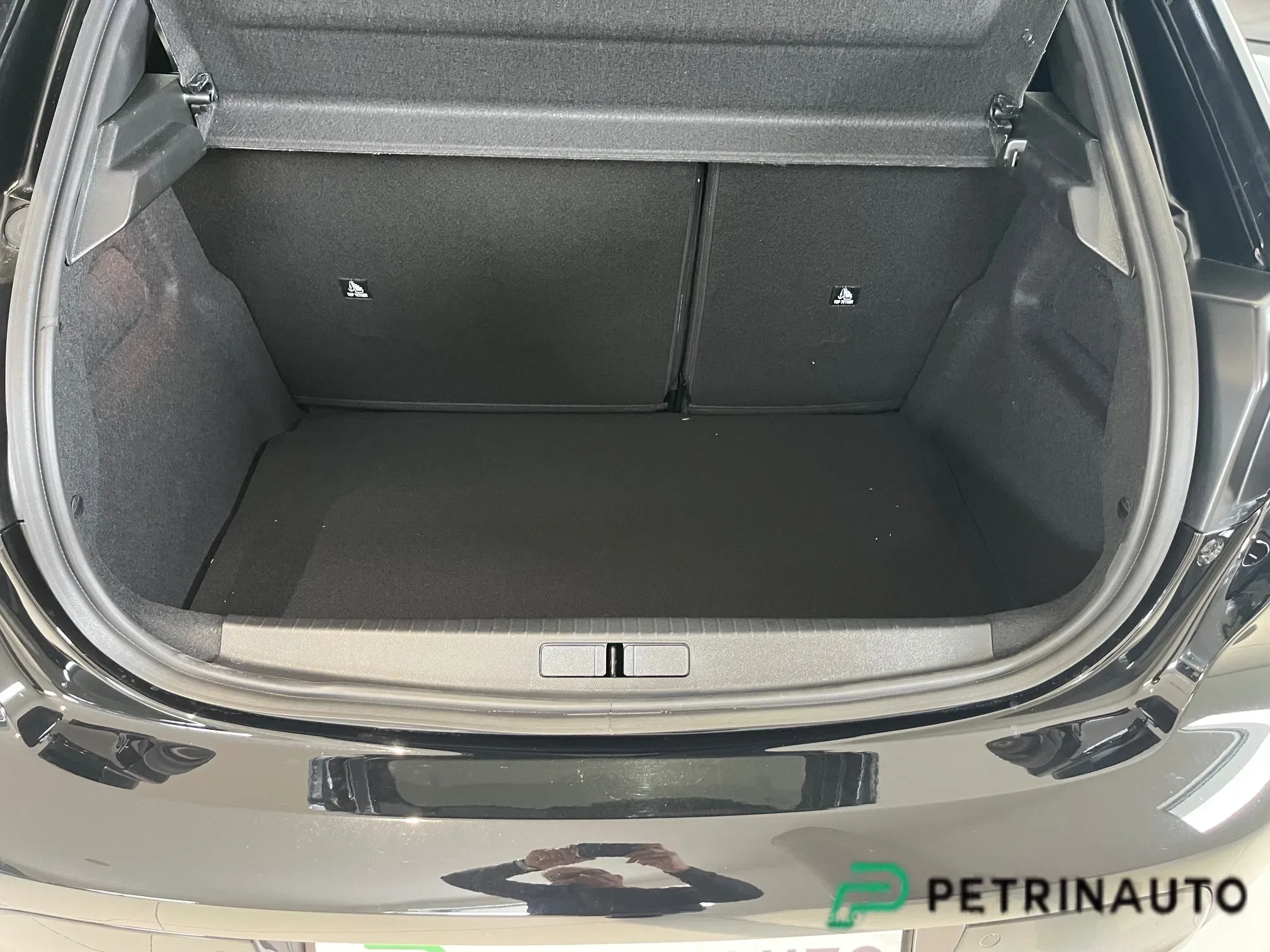 Peugeot 208 1.2 Allure s&s 100cv KM0 VISION & NAVI PACK + ACCESS PACK foto 25