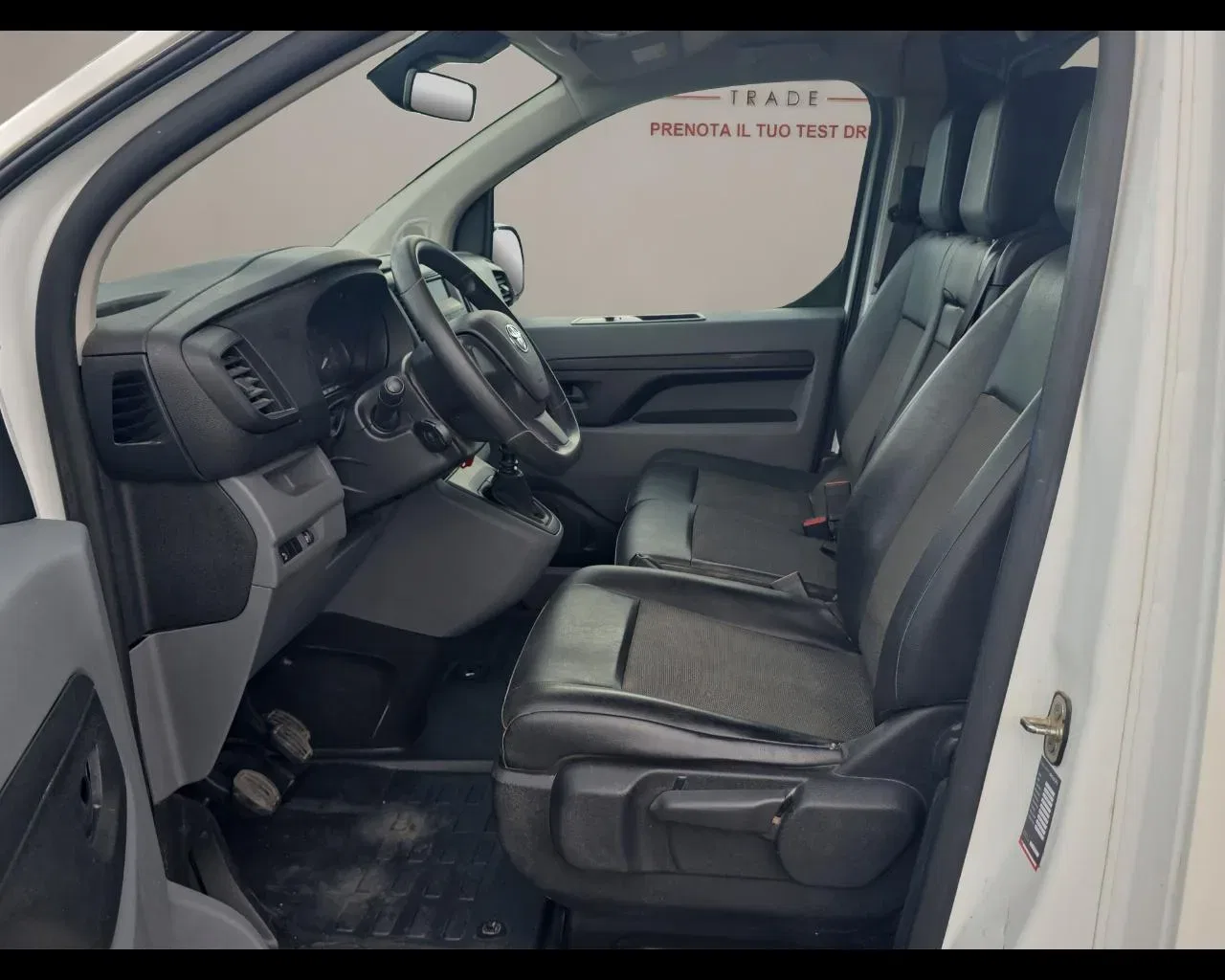 Toyota Proace 1.5D 120CV S&S PC-TN Furgone Compact 4p.10q Active foto 9