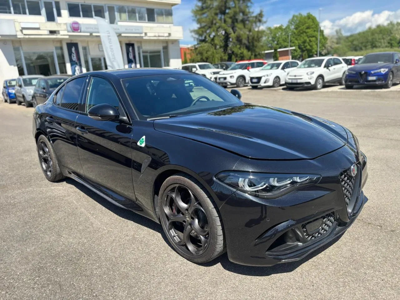 Alfa Romeo Giulia 2.9 V6 Quadrifoglio 520cv auto foto 3