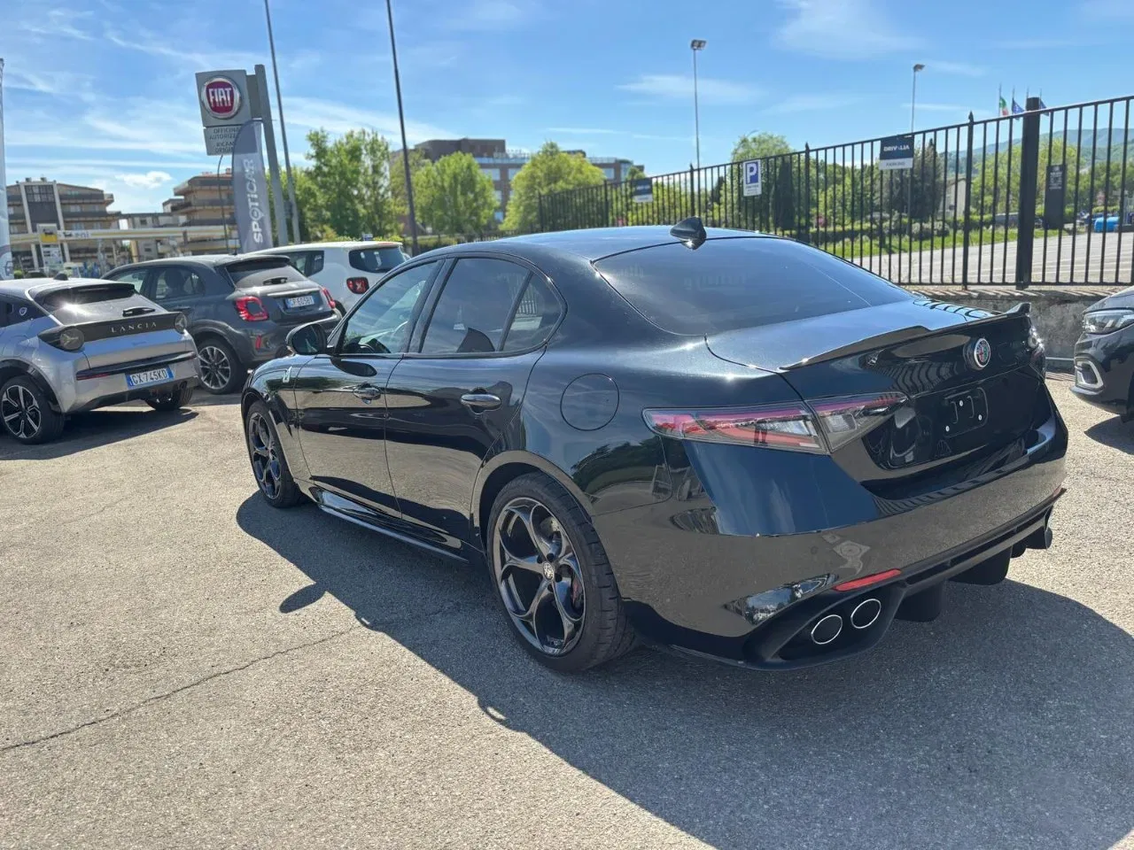 Alfa Romeo Giulia 2.9 V6 Quadrifoglio 520cv auto foto 7