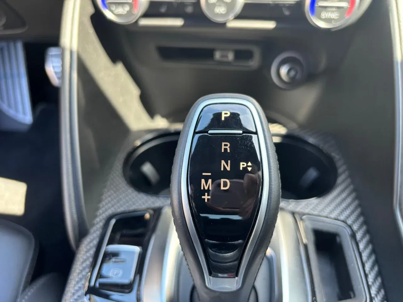 Alfa Romeo Giulia 2.9 V6 Quadrifoglio 520cv auto foto 16