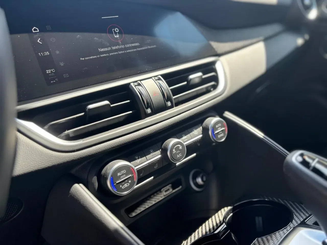 Alfa Romeo Giulia 2.9 V6 Quadrifoglio 520cv auto foto 18