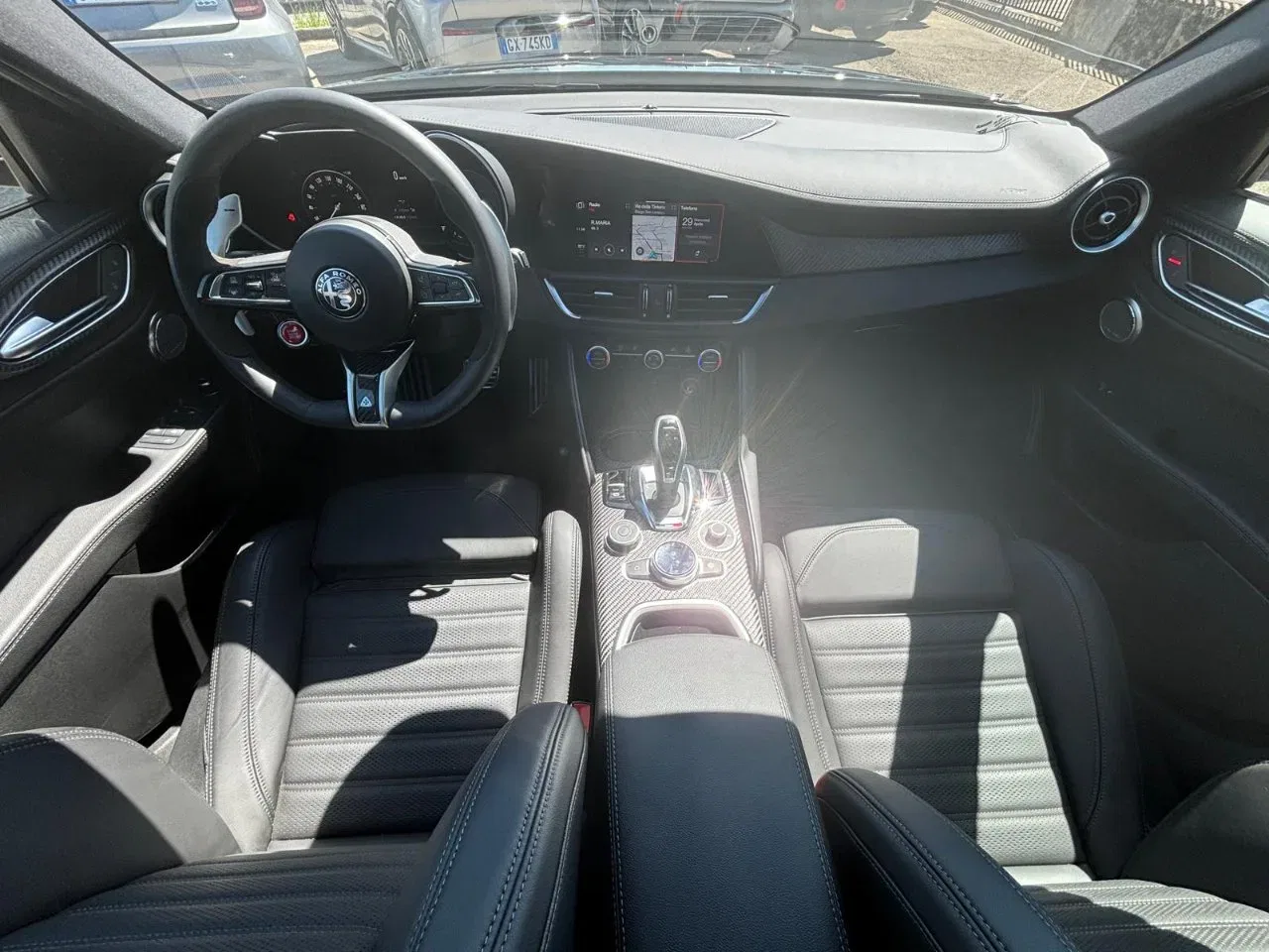 Alfa Romeo Giulia 2.9 V6 Quadrifoglio 520cv auto foto 36