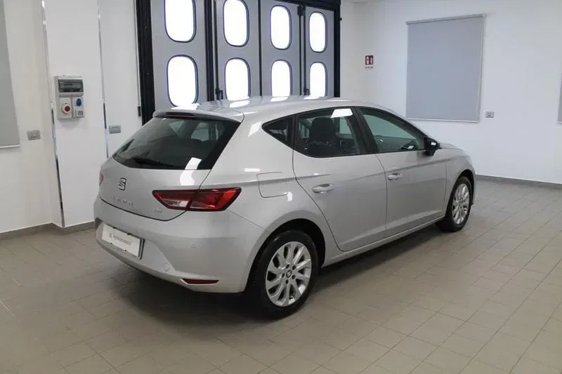 SEAT Leon 1.6 TDI 110CV Style foto 4