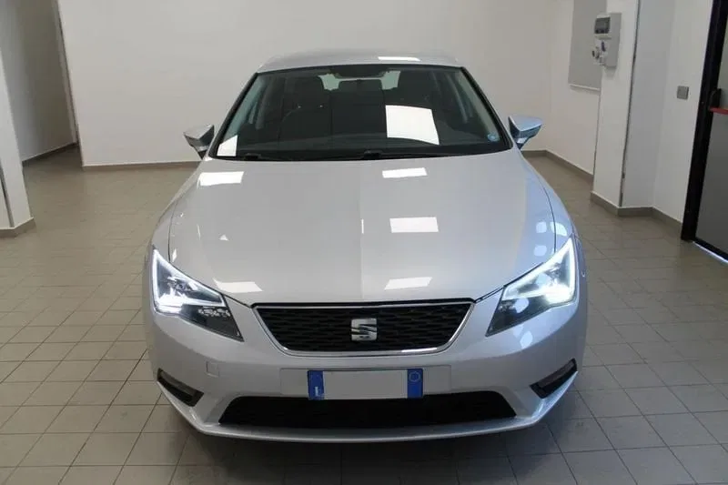 SEAT Leon 1.6 TDI 110CV Style foto 2