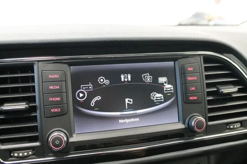 SEAT Leon 1.6 TDI 110CV Style foto 19