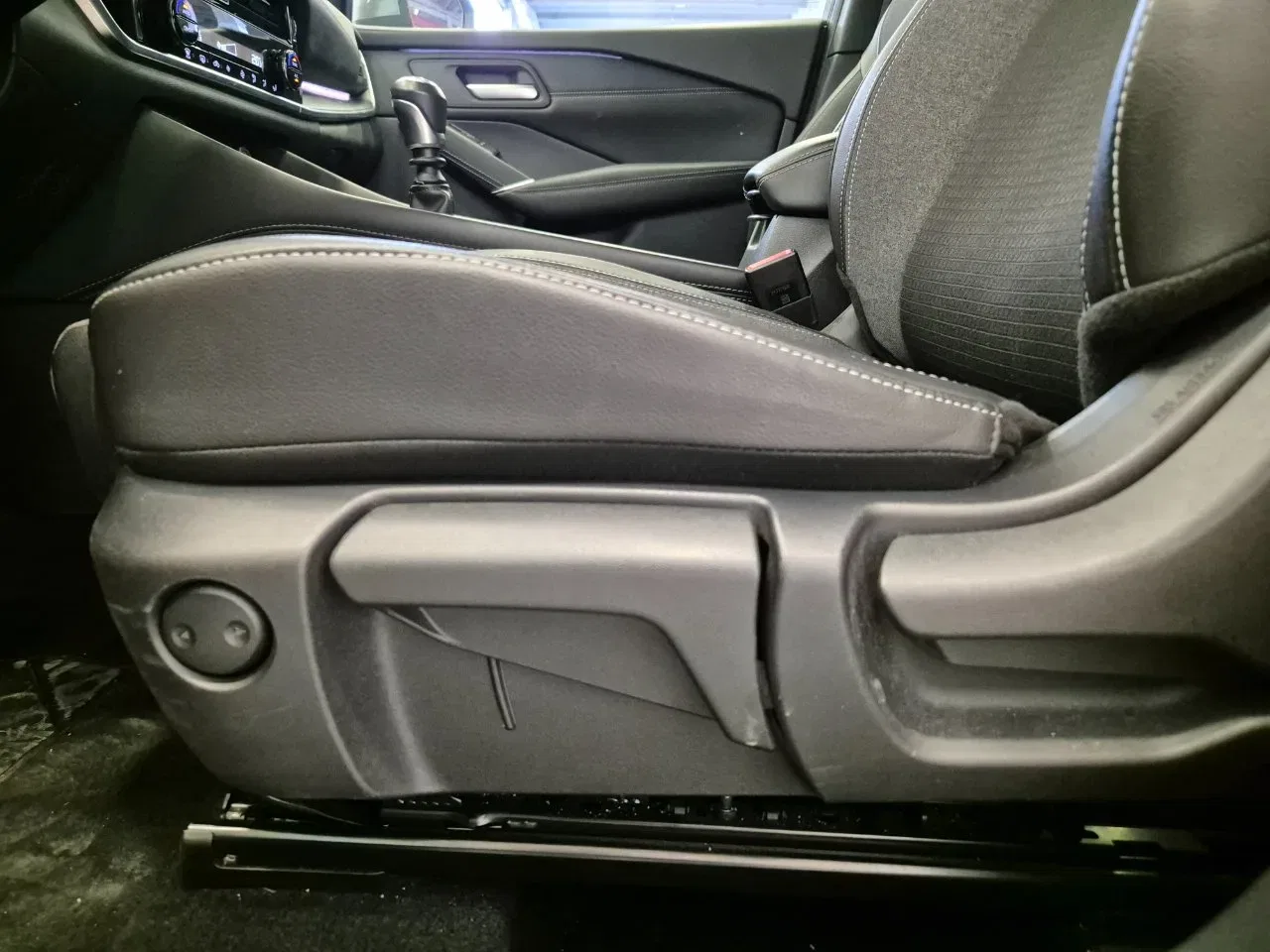 Nissan Qashqai 1.3 mhev N-Connecta 2wd 140cv IN PROMO foto 30