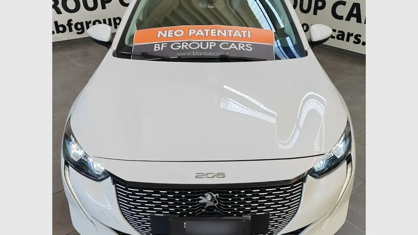 Peugeot 208 motore elettrico 136 CV 5p. Allure