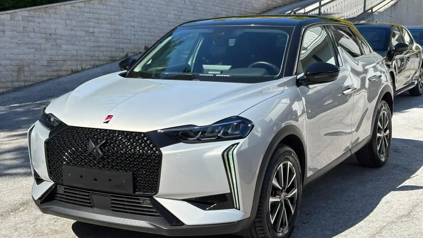 DS Automobiles DS 3 PureTech 100 Performance Line