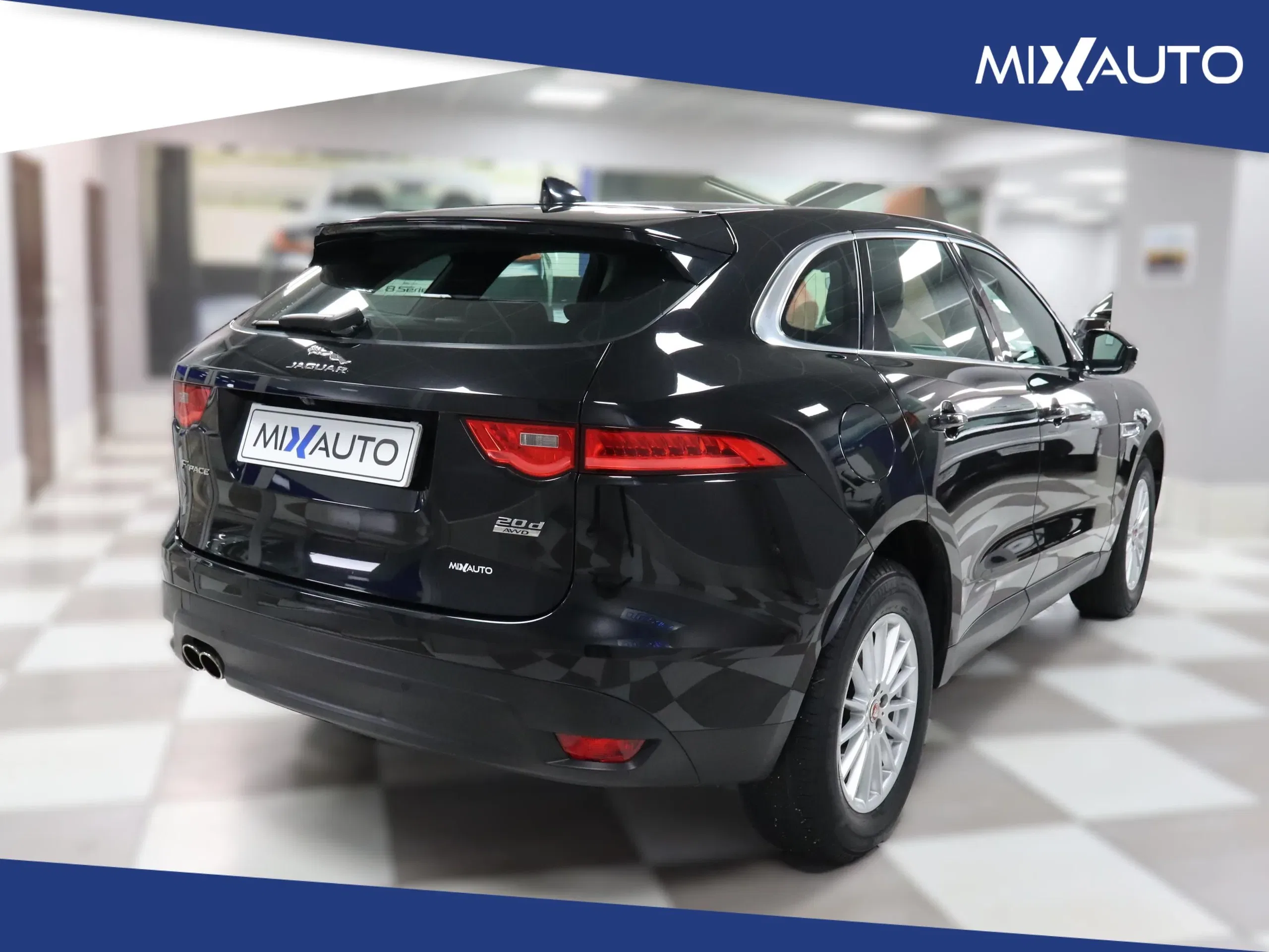 Jaguar F-Pace 2.0D I4 Pure AWD 180CV Auto foto 5
