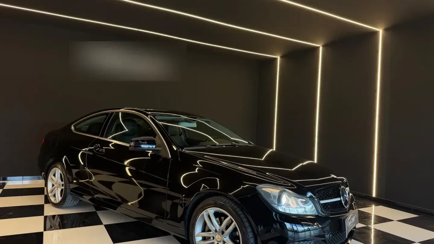 Mercedes-Benz C 220 CDI Coupé AUTO