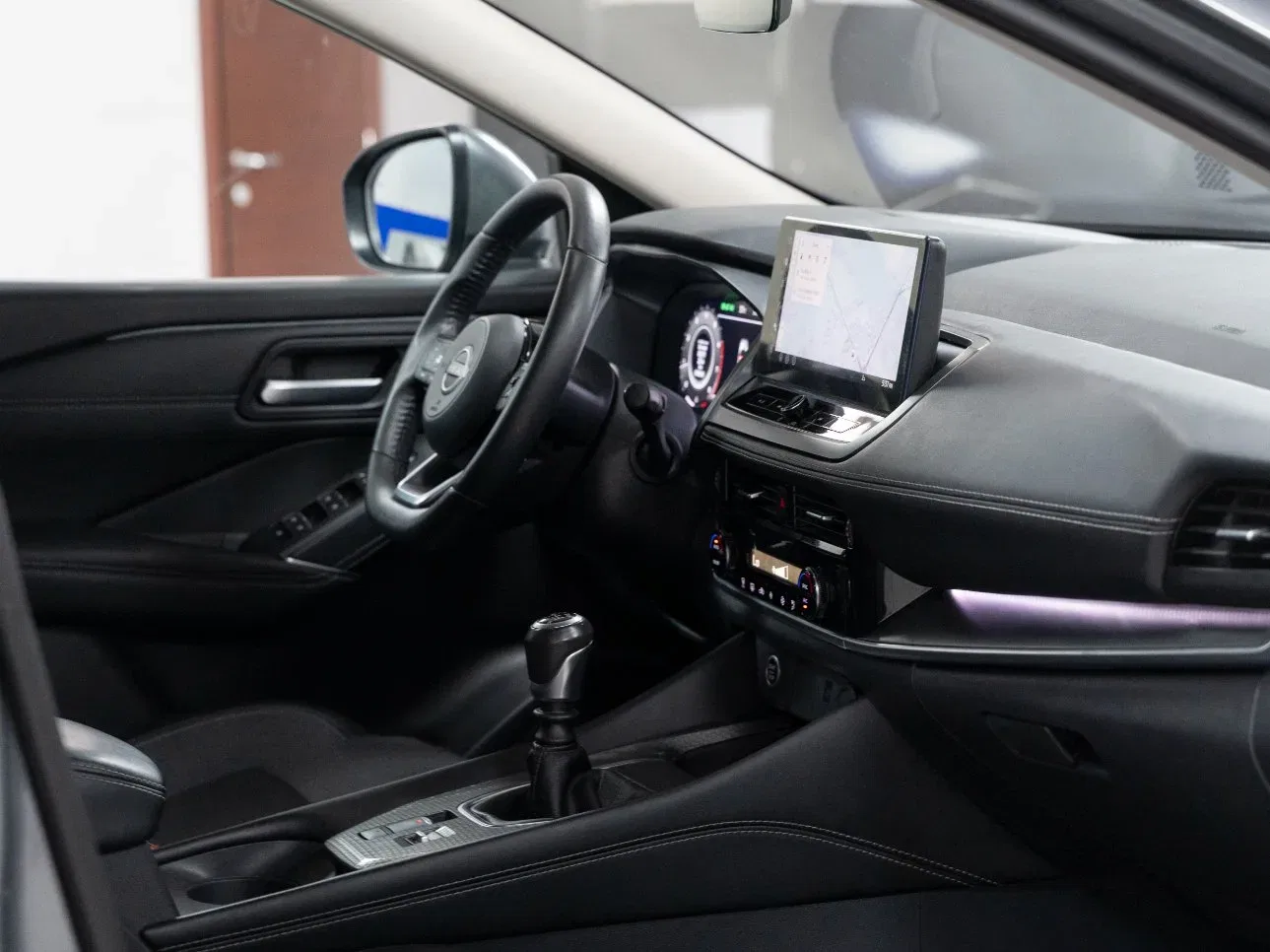 Nissan Qashqai 1.3 MHEV N-Connecta 2WD 140CV foto 17