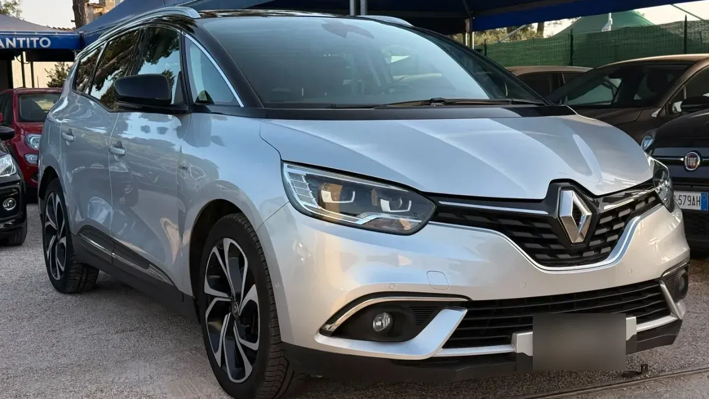 Renault Grand Scénic dCi 8V 110 CV EDC Energy Bose