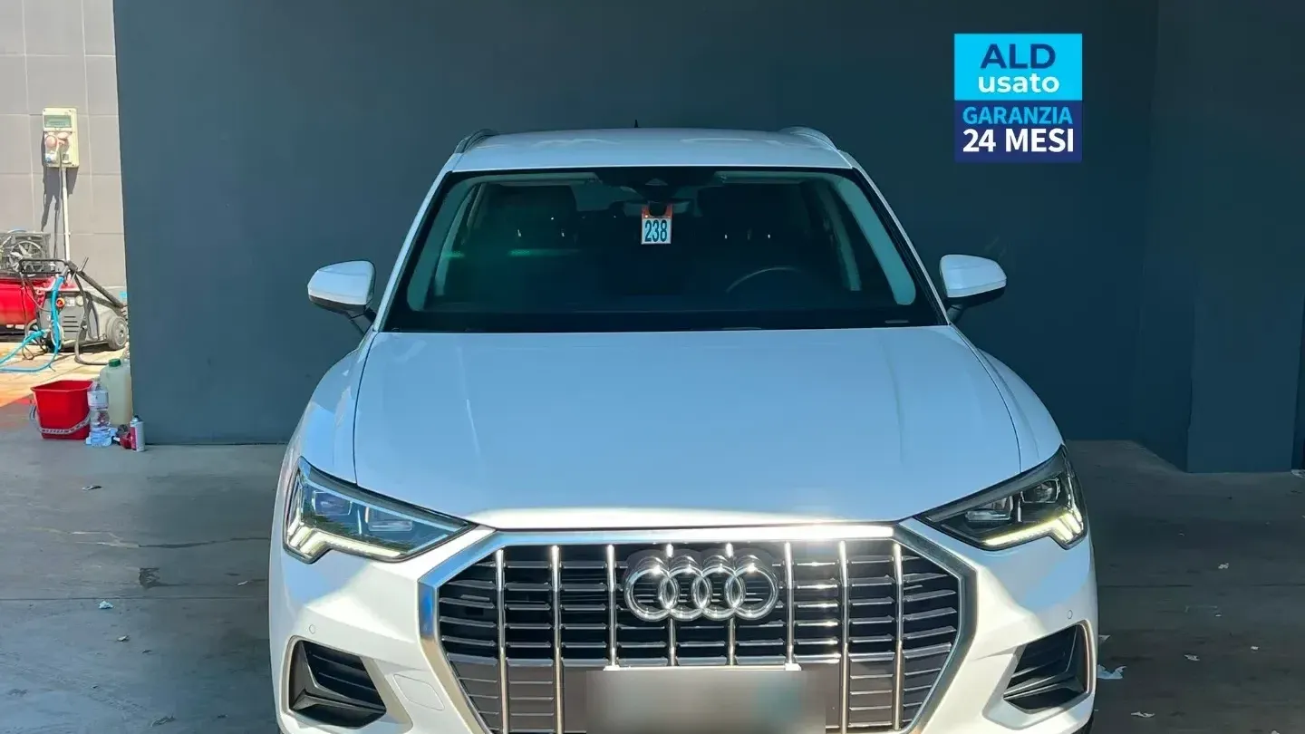 Audi Q3 35 TDI S tronic Business