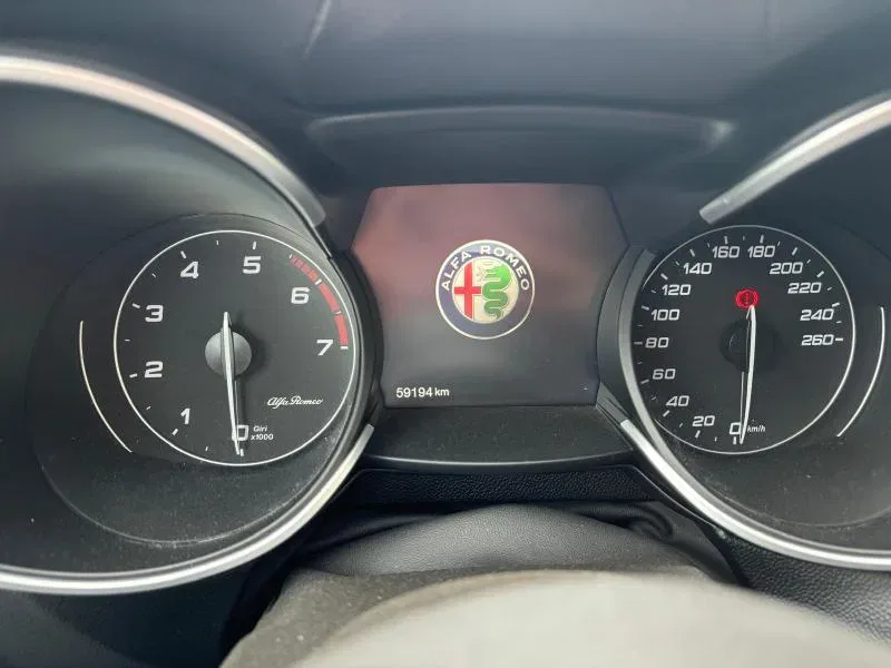 Alfa Romeo Stelvio *PROMO* 2.0 Turbo 280 CV AT8 Q4 Veloce foto 10