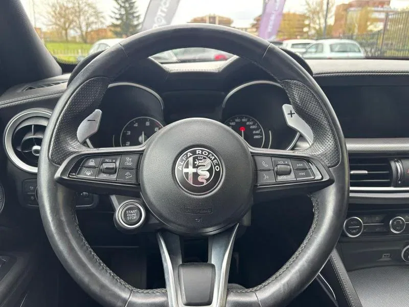 Alfa Romeo Stelvio *PROMO* 2.0 Turbo 280 CV AT8 Q4 Veloce foto 9