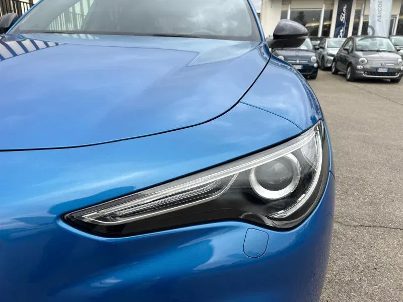 Alfa Romeo Stelvio *PROMO* 2.0 Turbo 280 CV AT8 Q4 Veloce foto 14