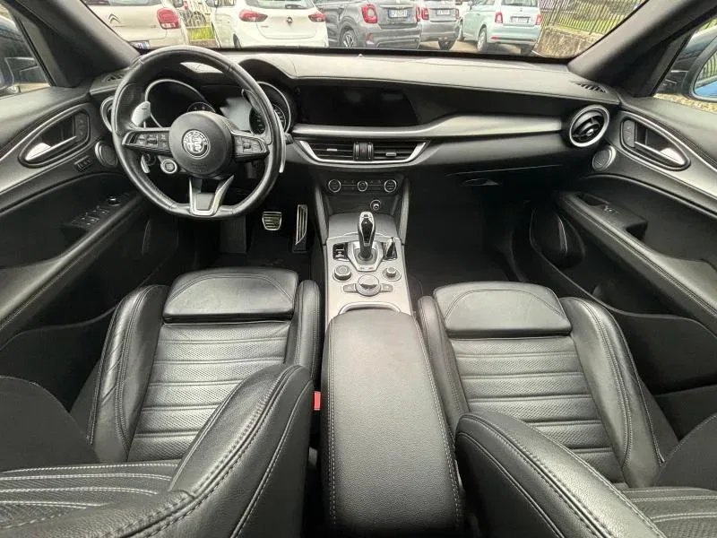 Alfa Romeo Stelvio *PROMO* 2.0 Turbo 280 CV AT8 Q4 Veloce foto 25
